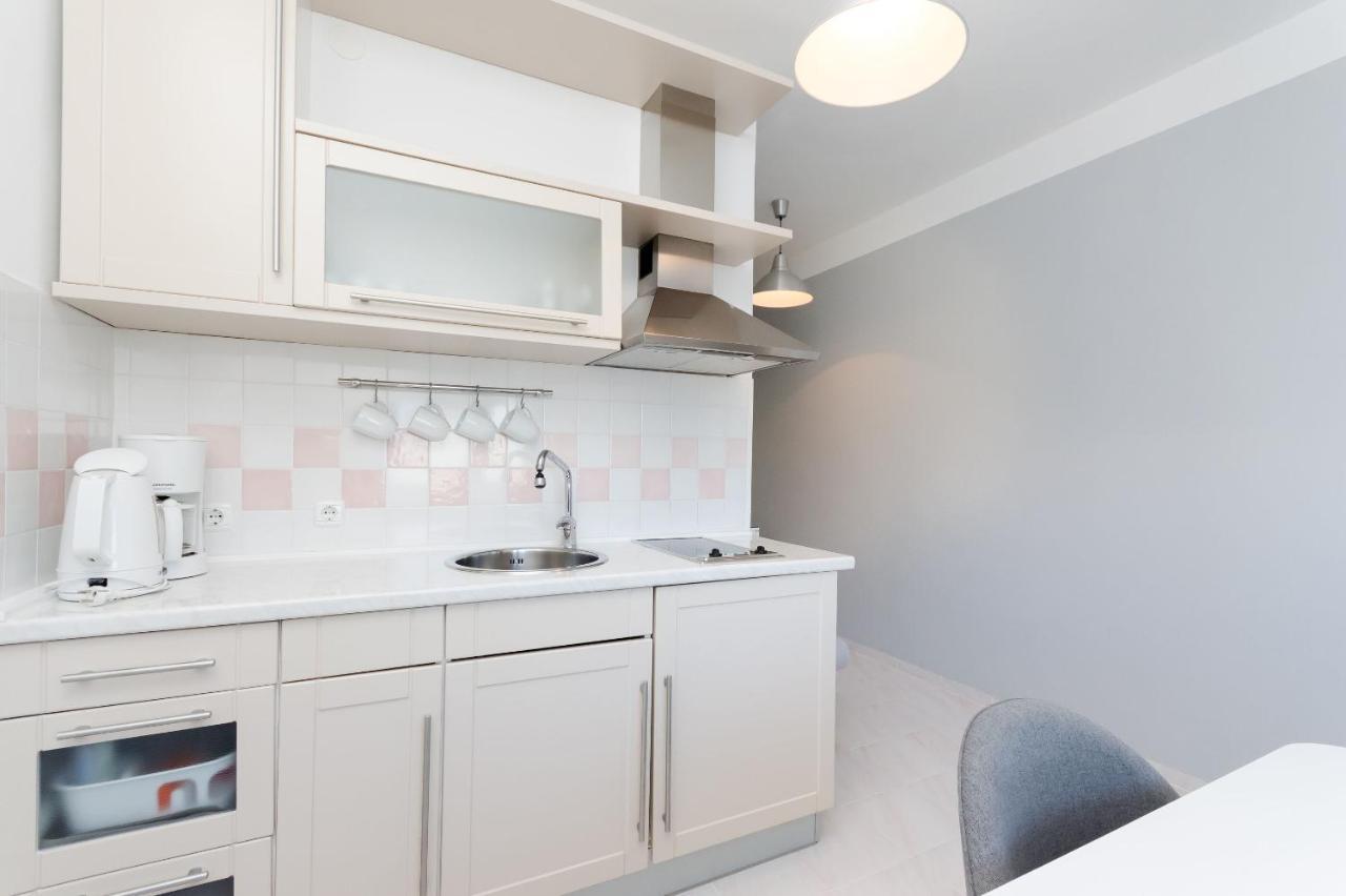 Apartments Sinisa Малинска Экстерьер фото