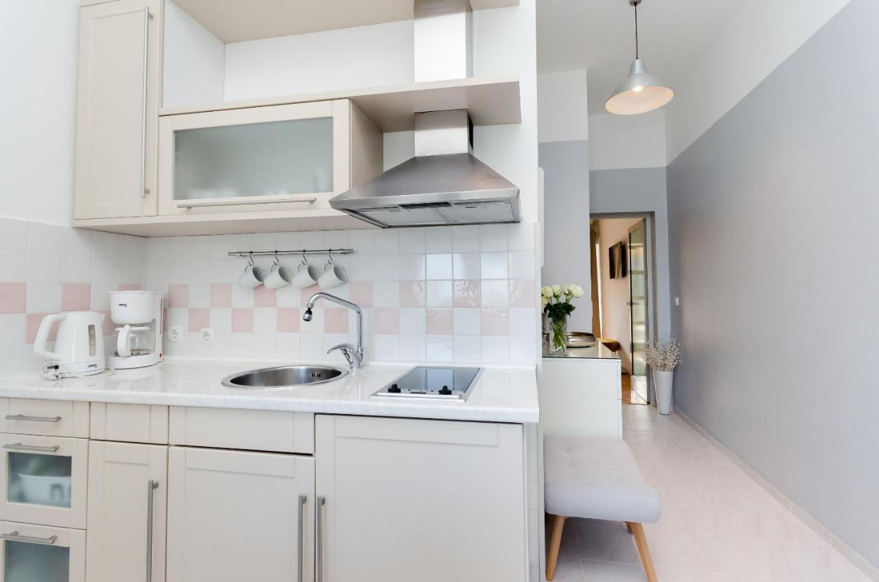 Apartments Sinisa Малинска Экстерьер фото